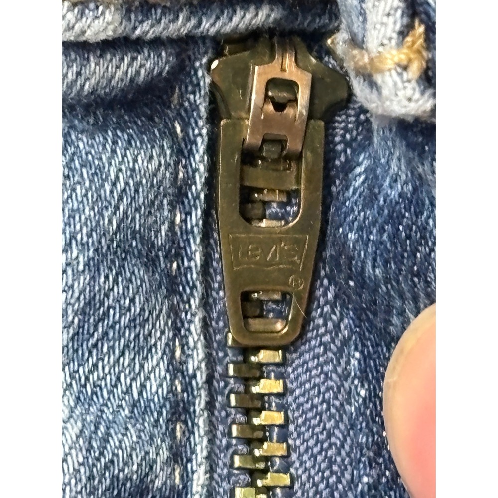 Levis Premium 725 High Rise Bootcut Jeans Blue Denim 27x32 18759-0116 - Picture 3 of 16